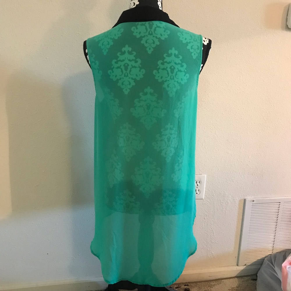 Button down blouse - Picture 4 of 5